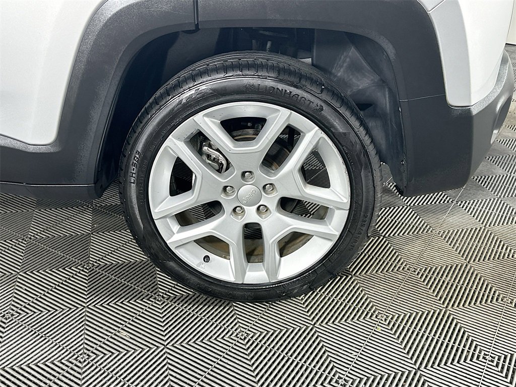 Used 2021 Jeep Renegade Latitude image 33