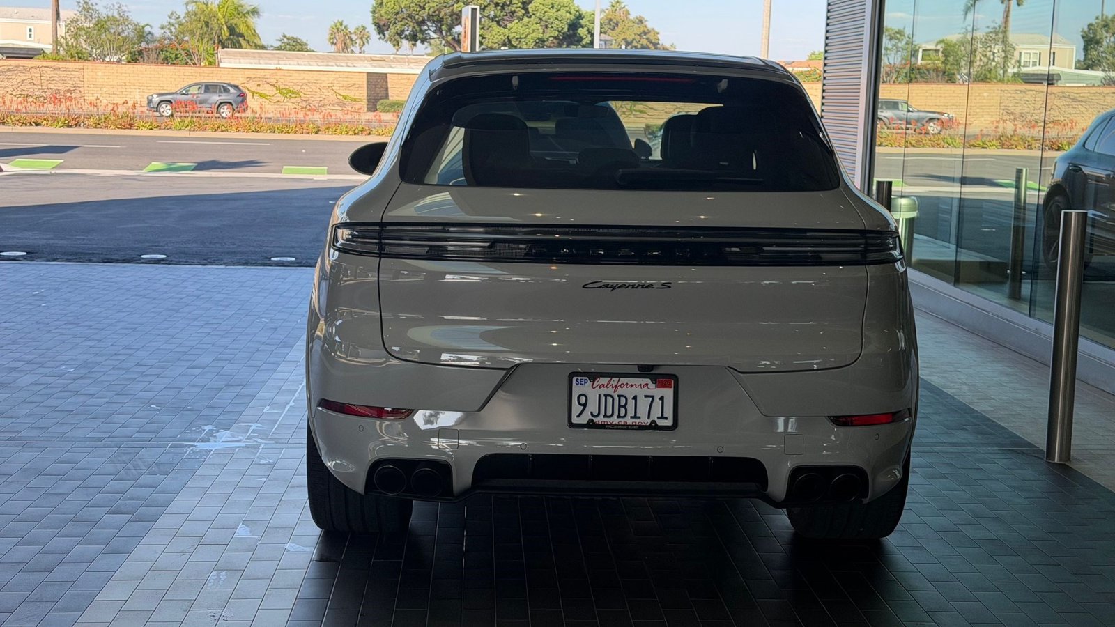 Certified 2024 Porsche Cayenne S AWD/4WD image 13