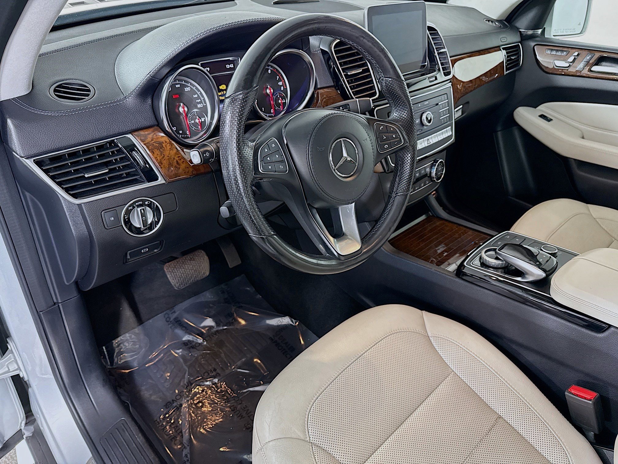 Used 2019 Mercedes-Benz GLS 450 4MATIC image 23