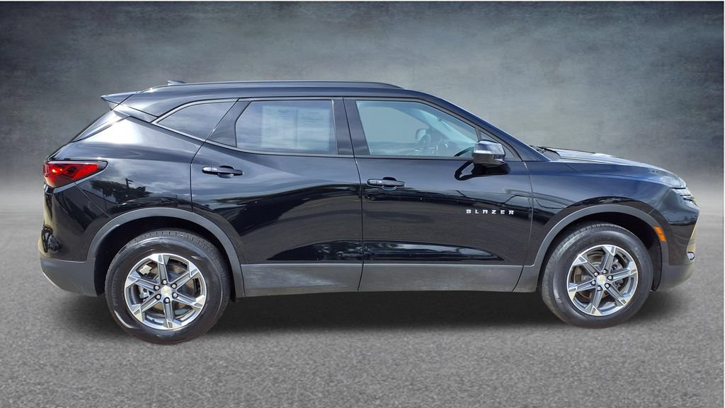 Used 2024 Chevrolet Blazer LT w/ LPO, Floor Liner Package FWD image 18