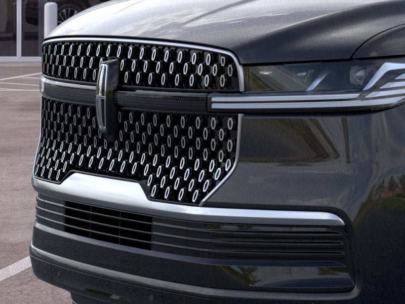 New 2026 Lincoln Navigator Reserve AWD/4WD image 17