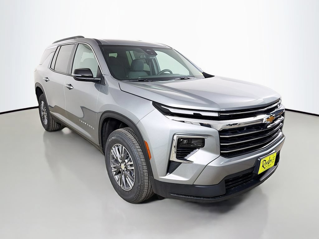 New 2026 Chevrolet Traverse LT w/ LPO, Floor Liner Package AWD/4WD image 3