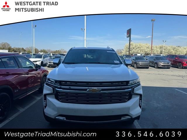 Used 2023 Chevrolet Suburban Premier image 2