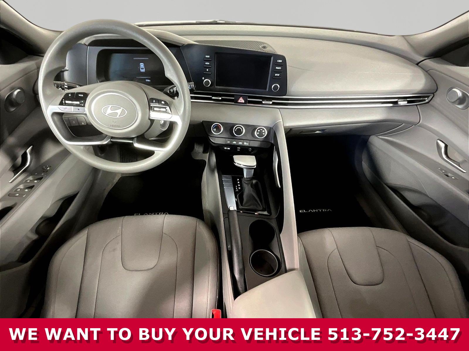 Used 2025 Hyundai Elantra SE FWD image 7