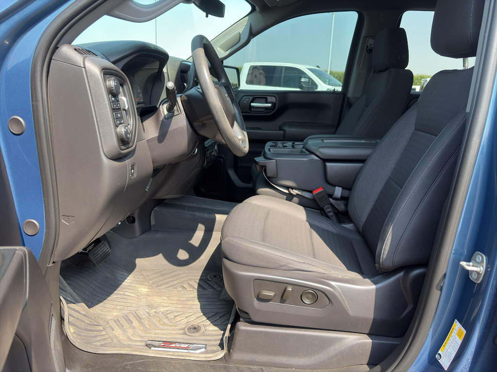 Used 2024 Chevrolet Silverado 1500 Custom Trail Boss AWD/4WD image 9