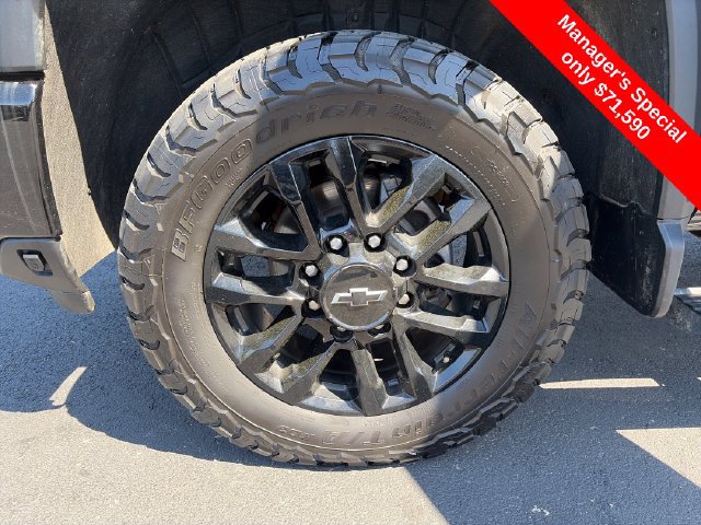 Used 2025 Chevrolet Silverado 3500 High Country w/ High Country Premium Package AWD/4WD image 30