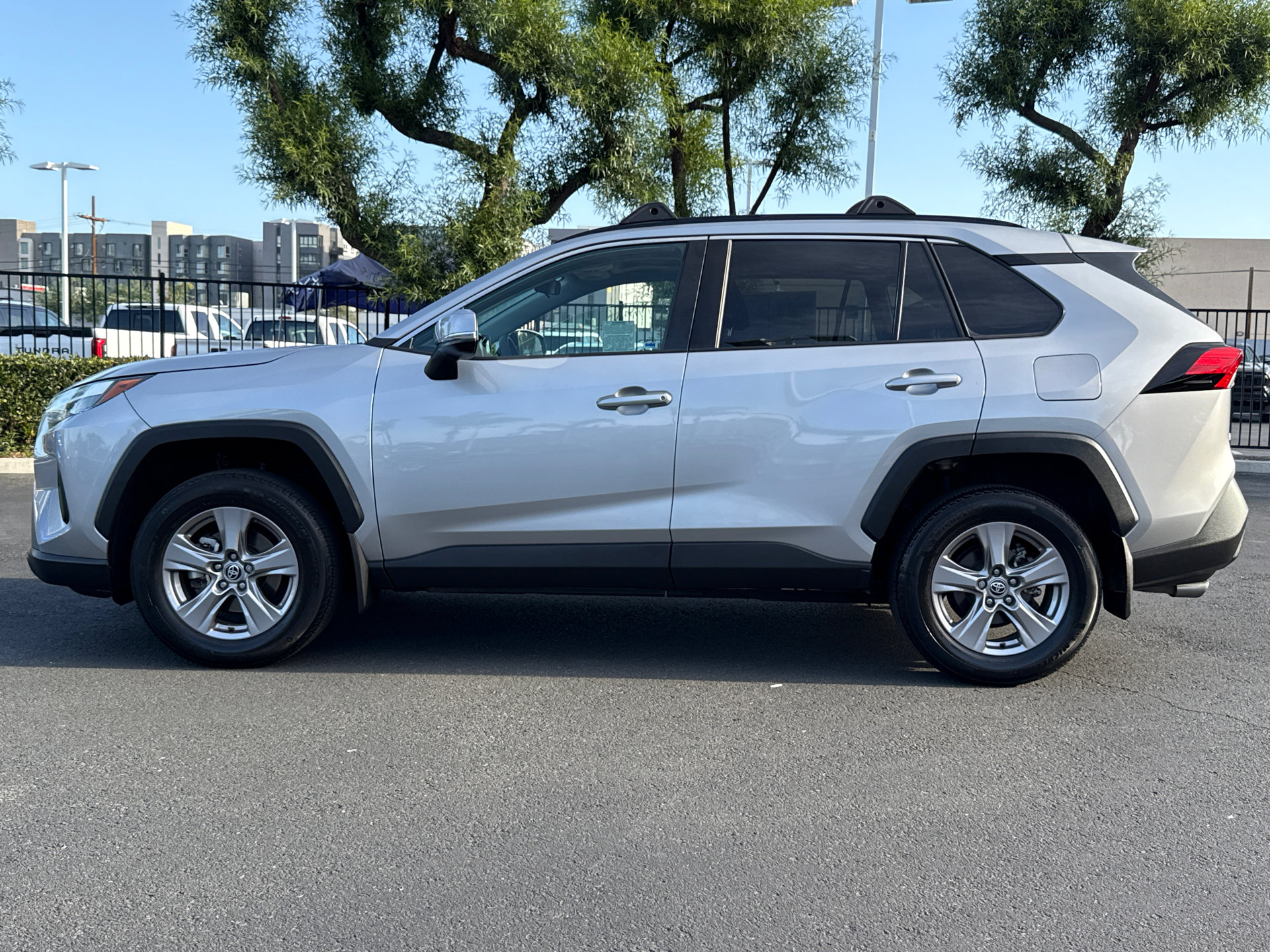 Certified 2023 Toyota RAV4 XLE w/ Convenience Package FWD image 7