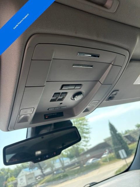 Used 2020 Chevrolet Tahoe Premier AWD/4WD image 24