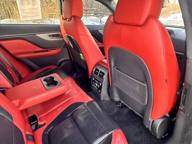 Used 2017 Jaguar F-PACE S image 22