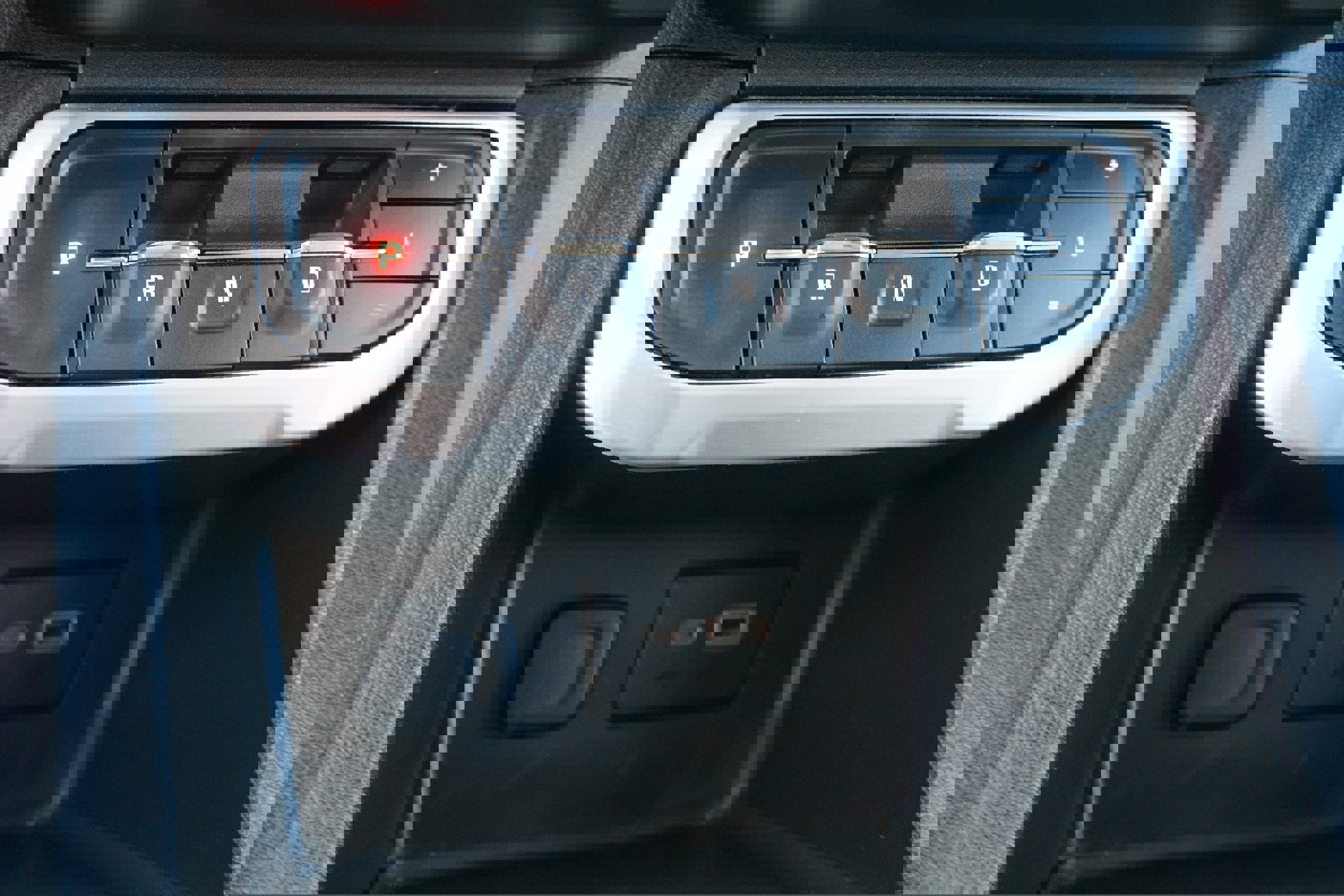 Used 2021 GMC Acadia SLE w/ Driver Convenience Package image 20