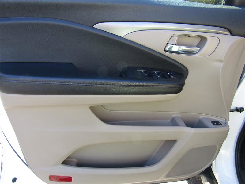 Used 2016 Honda Pilot EX-L image 9