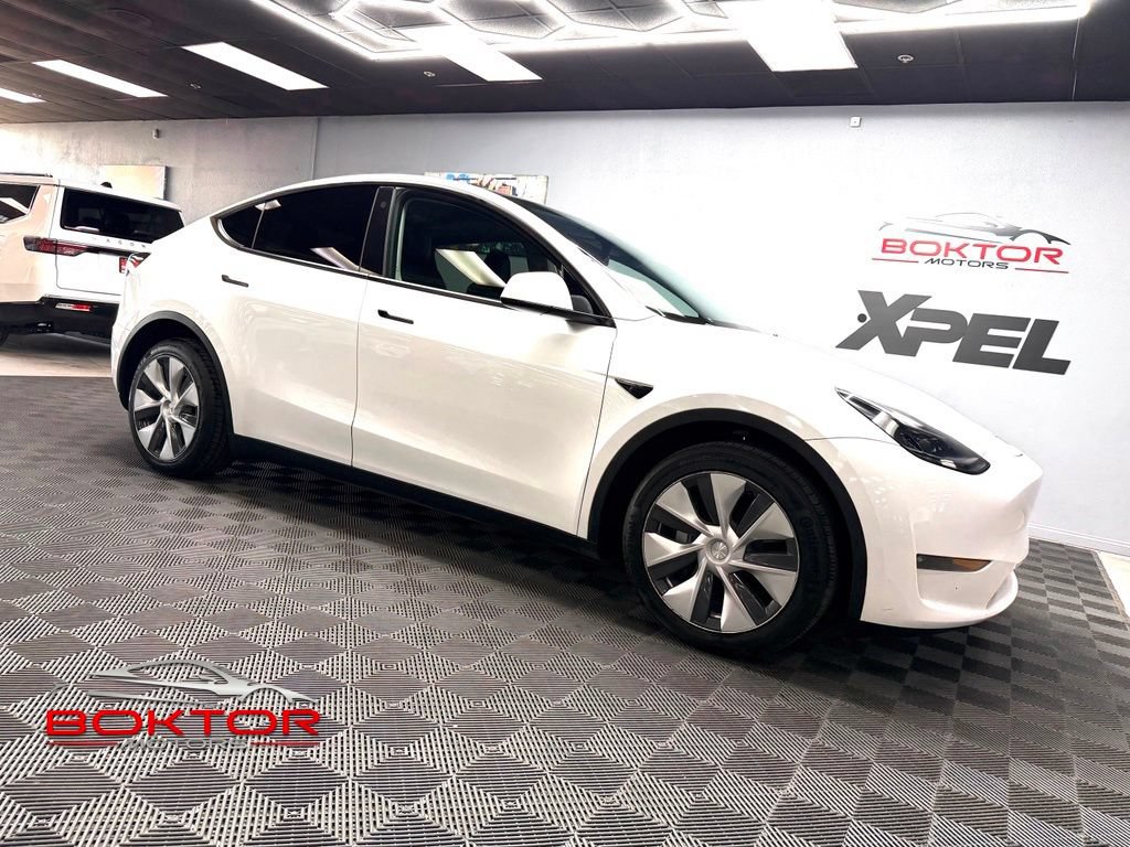 Used 2023 Tesla Model Y Long Range AWD/4WD video 1