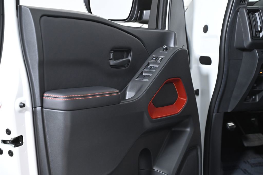 Certified 2026 Nissan Frontier PRO-4X w/ Tow Package image 32