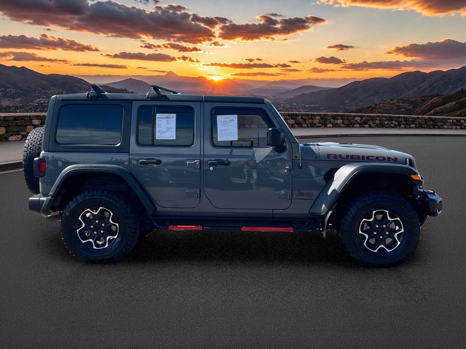 Used 2023 Jeep Wrangler Unlimited Rubicon w/ Cold Weather Group AWD/4WD image 6