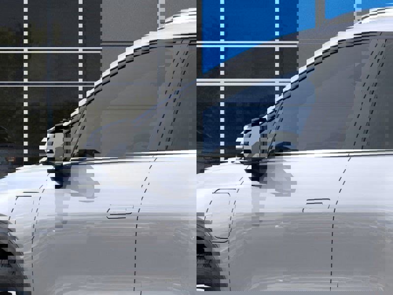 New 2026 Chevrolet Equinox EV LT image 12