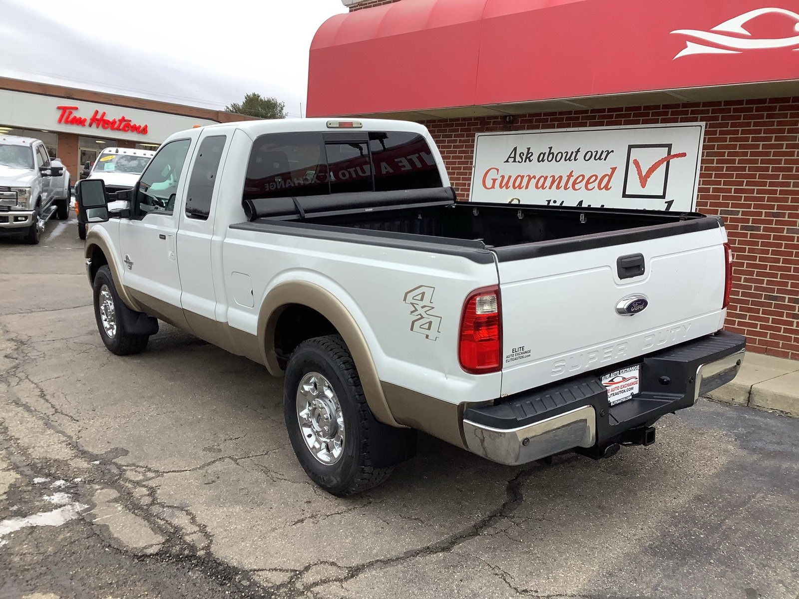 Used 2014 Ford F250 Lariat w/ Lariat Chrome Package image 3