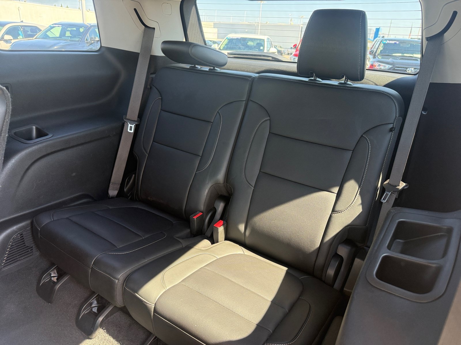 Used 2023 GMC Acadia SLT w/ Elevation Edition FWD image 21