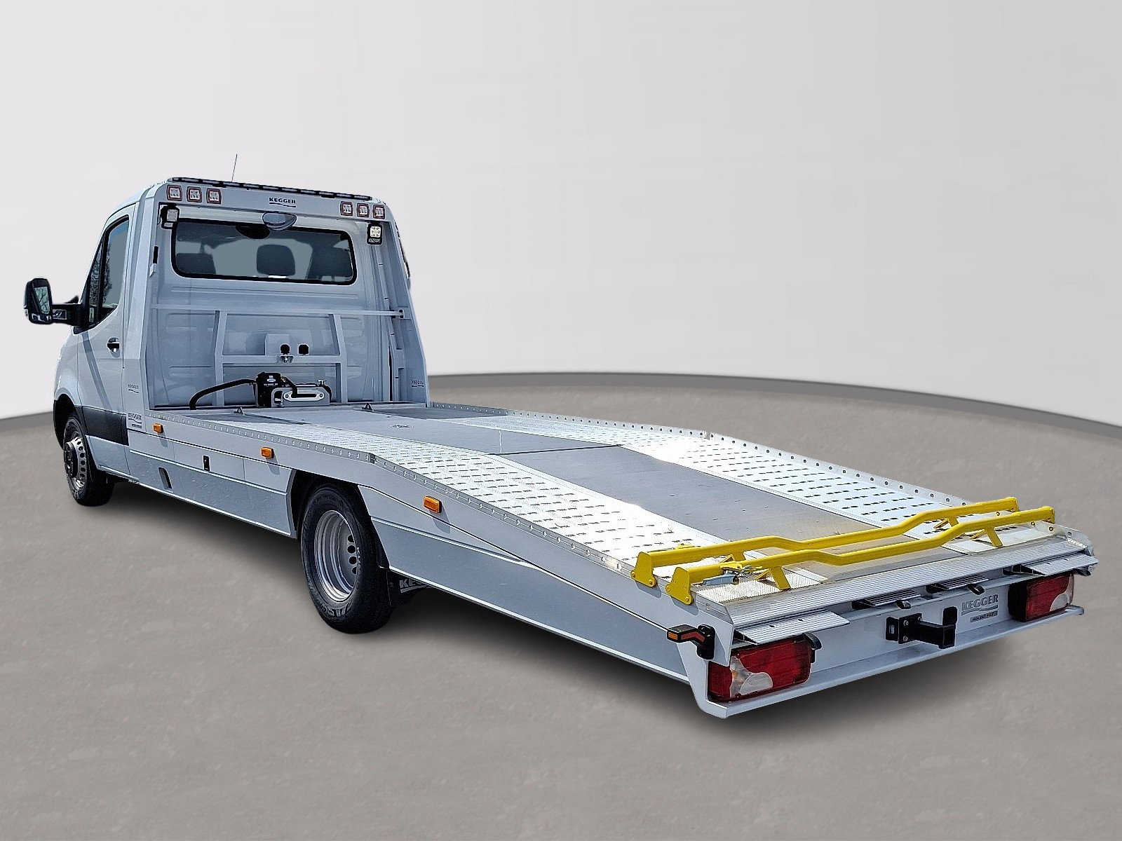 New 2025 Mercedes-Benz Sprinter 4500 image 6