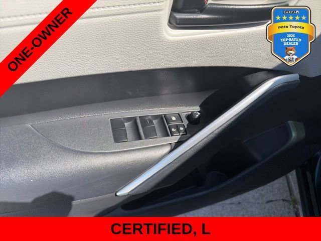 Used 2023 Toyota Corolla Cross L FWD image 15