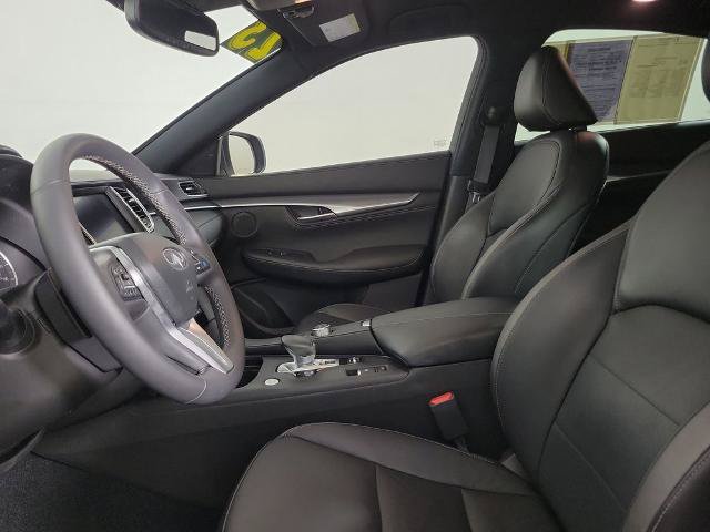 Used 2023 INFINITI QX55 Luxe w/ Cargo Package AWD/4WD image 18