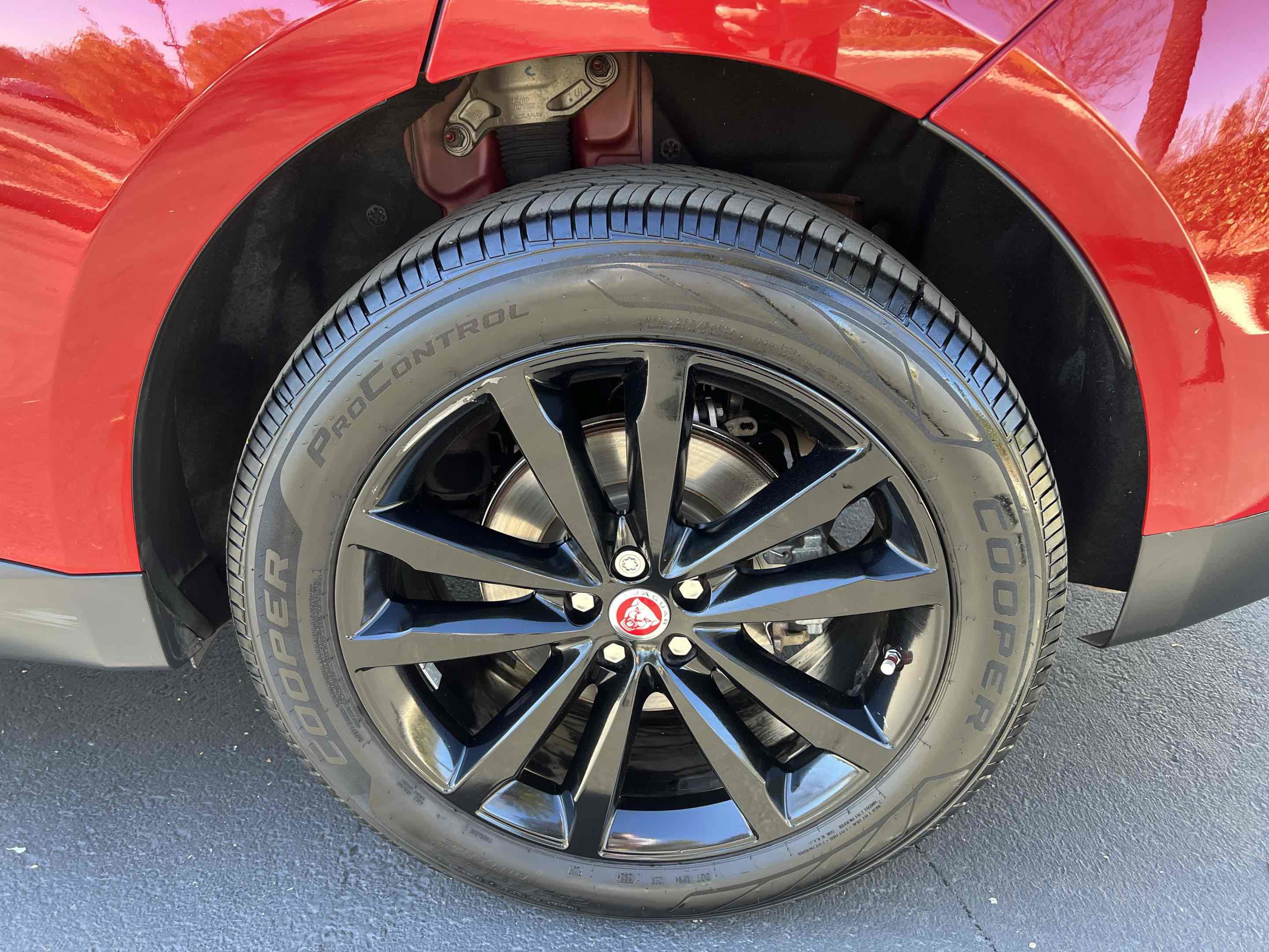 Used 2019 Jaguar F-PACE Prestige image 92