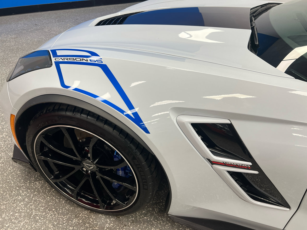 Used 2018 Chevrolet Corvette Grand Sport w/ Carbon 65 Edition image 36