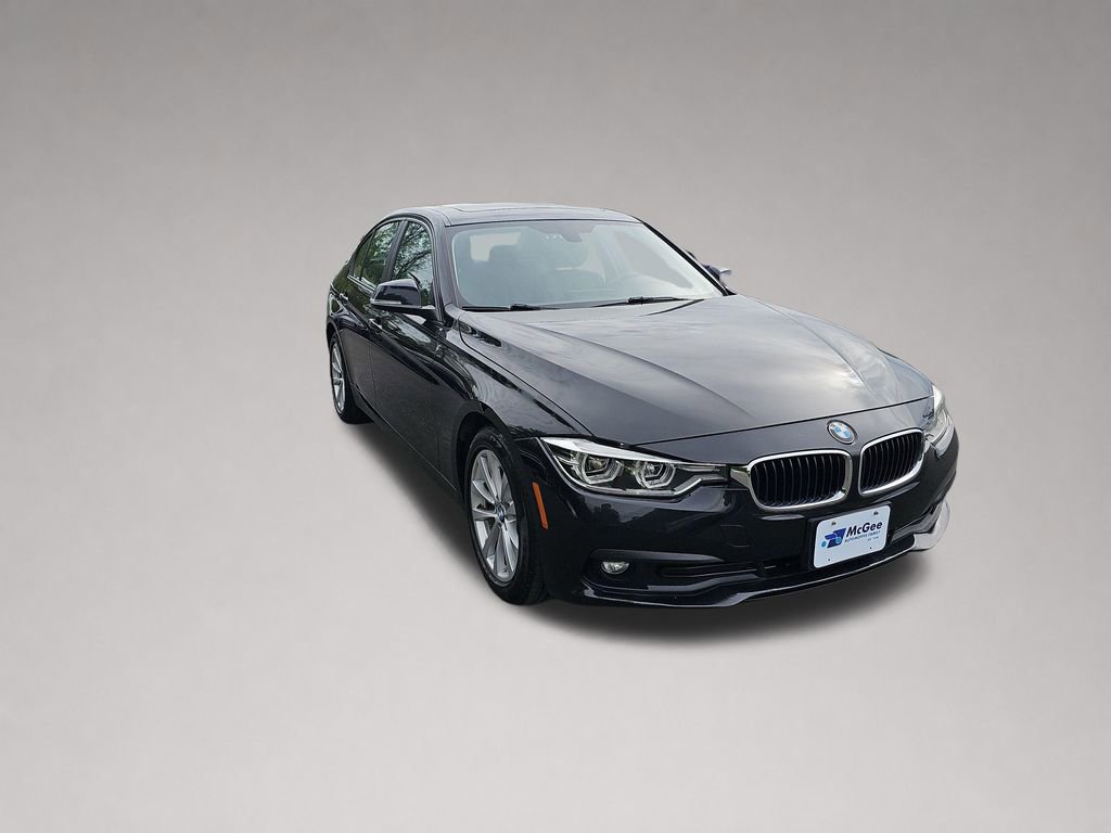Used 2018 BMW 320i xDrive Sedan