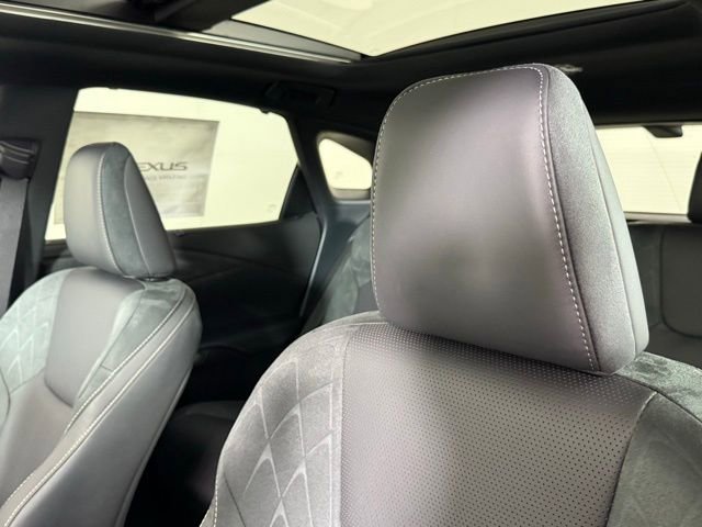 New 2025 Lexus RX 350 AWD image 15