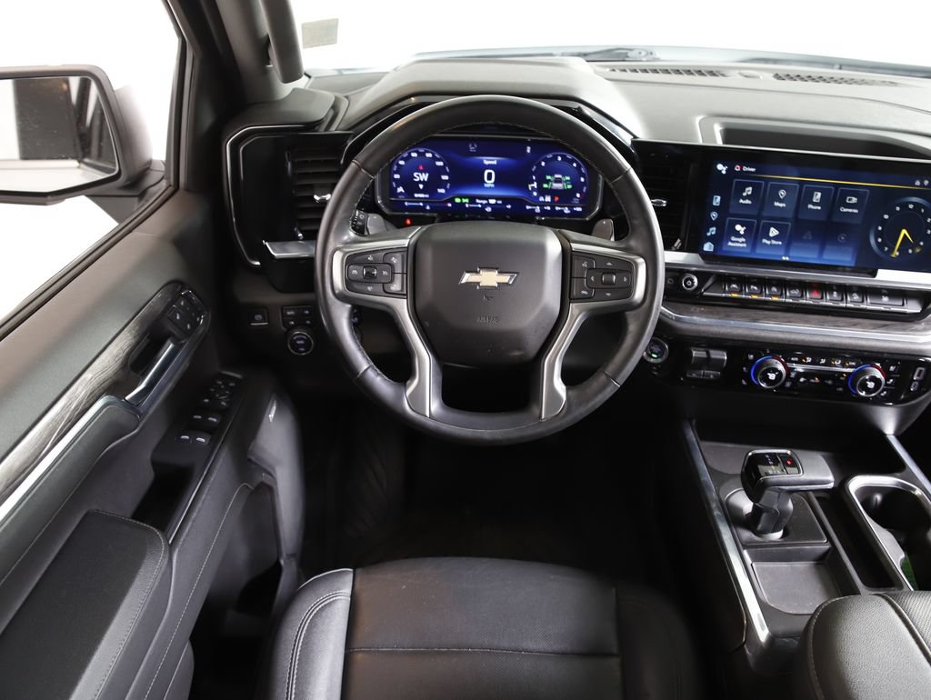 Used 2024 Chevrolet Silverado 1500 LTZ AWD/4WD image 15