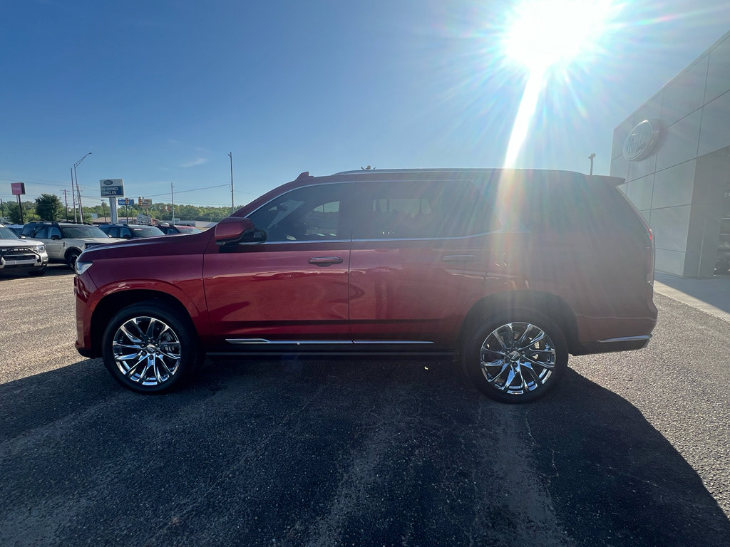 Used 2022 Cadillac Escalade Premium Luxury w/ LPO, Radiant Package RWD image 6
