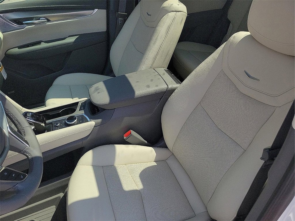New 2025 Cadillac XT5 Premium Luxury w/ Technology Package image 14