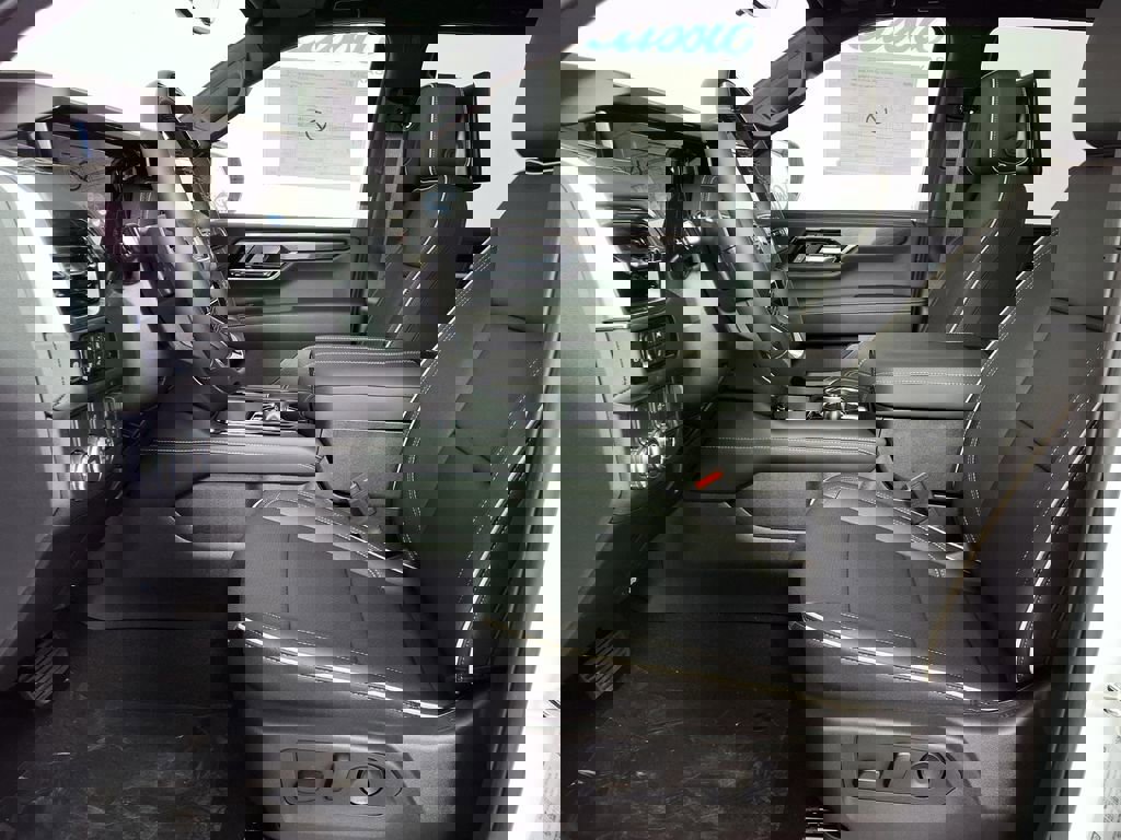 New 2026 GMC Yukon Elevation w/ Elevation Premium Package image 11