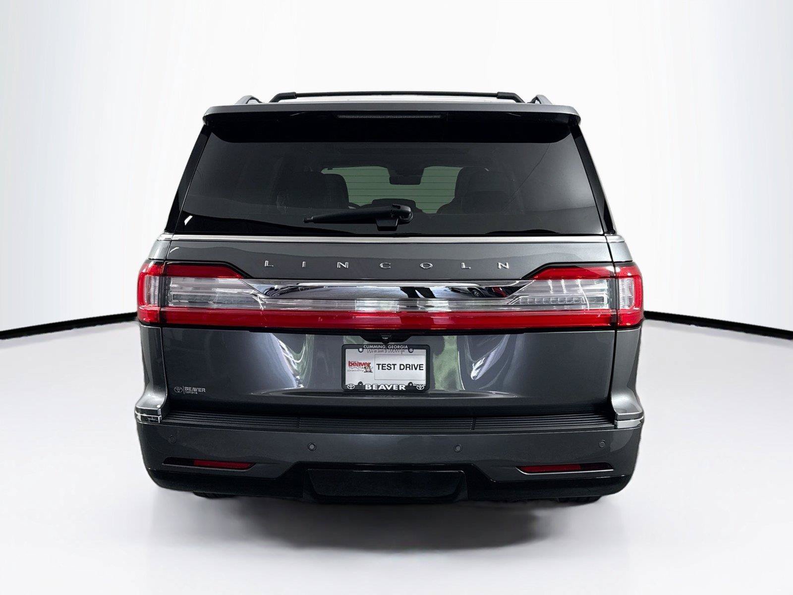 Used 2021 Lincoln Navigator Reserve w/ Luxury Package AWD/4WD image 12
