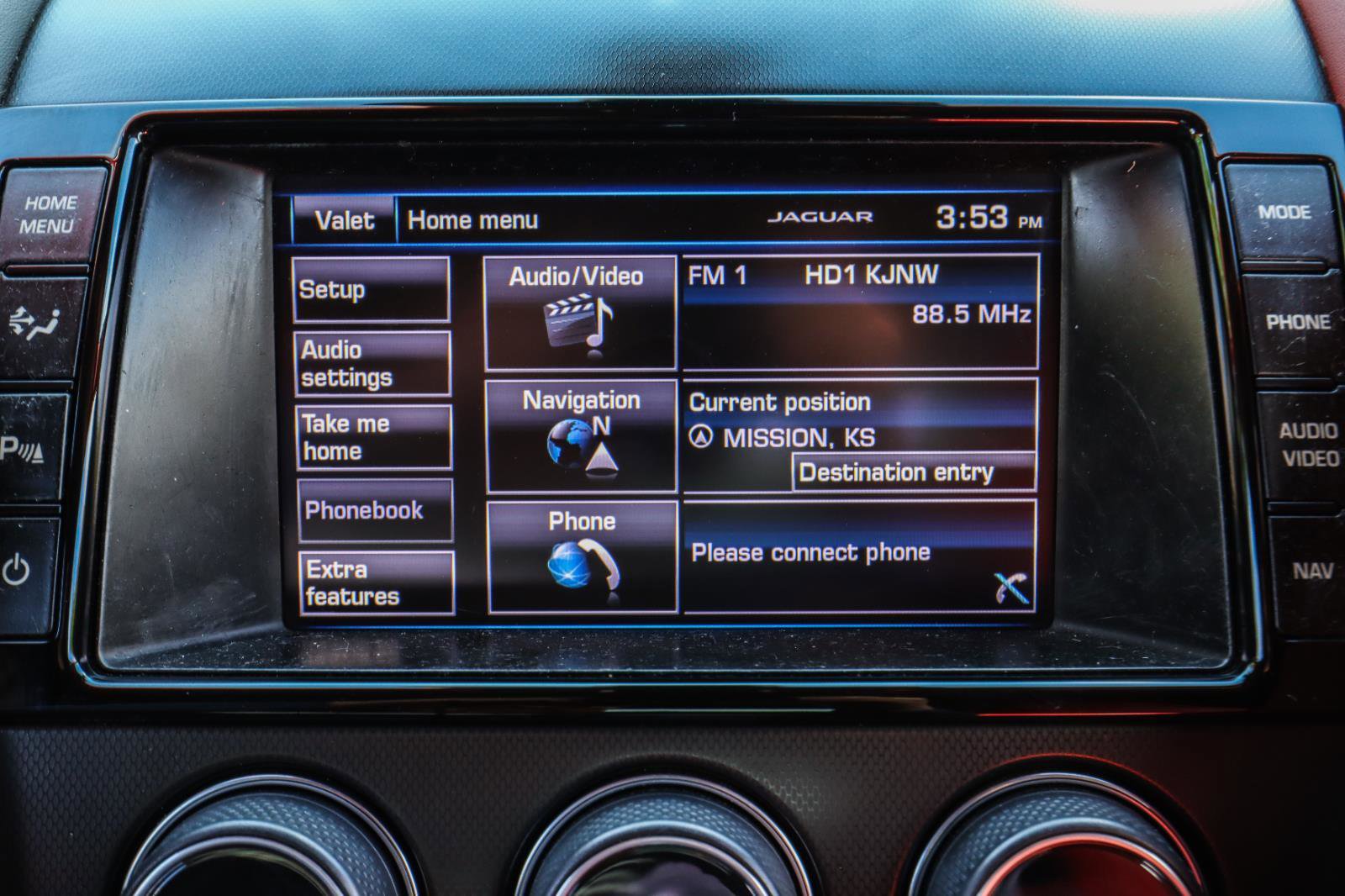 Used 2014 Jaguar F-TYPE S image 11