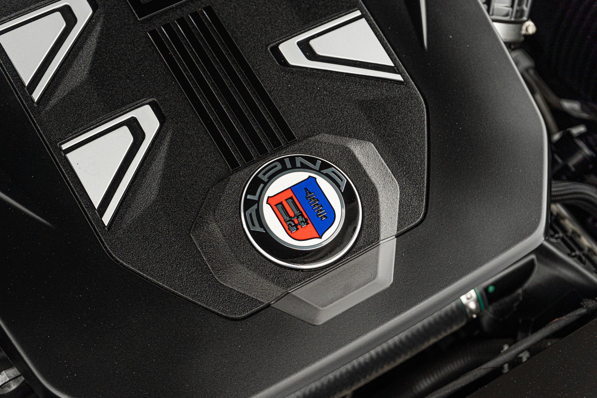 Used 2024 BMW ALPINA XB7 image 47