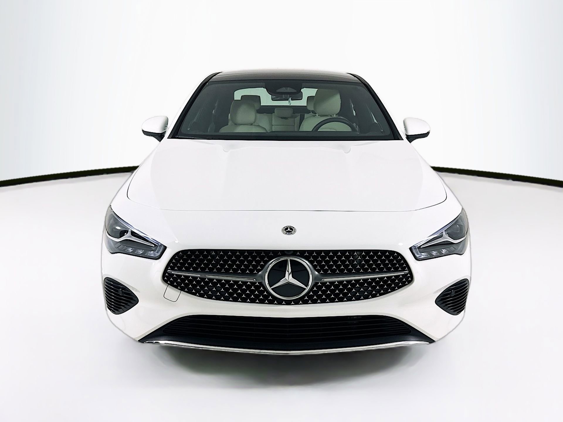 Used 2026 Mercedes-Benz CLA 250 image 2