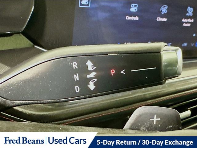 Used 2025 Chevrolet Suburban RST w/ RST Capability Package image 19