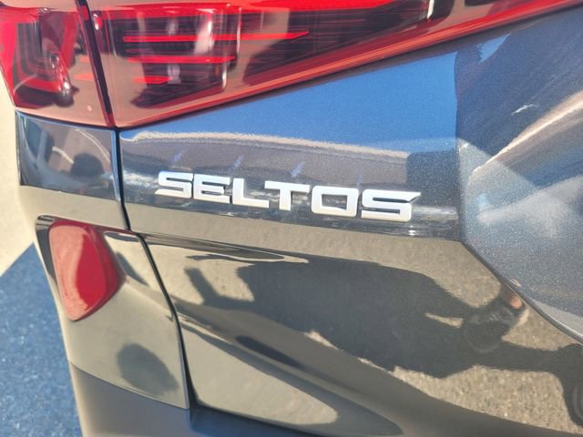 Used 2023 Kia Seltos S FWD image 7