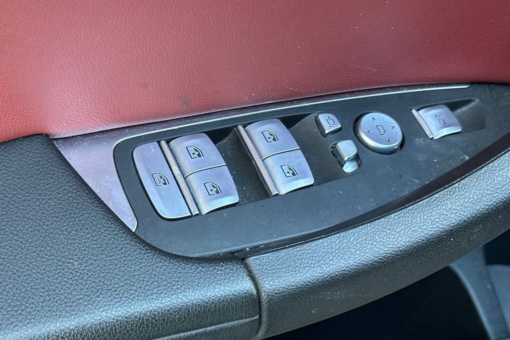 Used 2024 BMW X3 sDrive30i w/ Convenience Package image 11