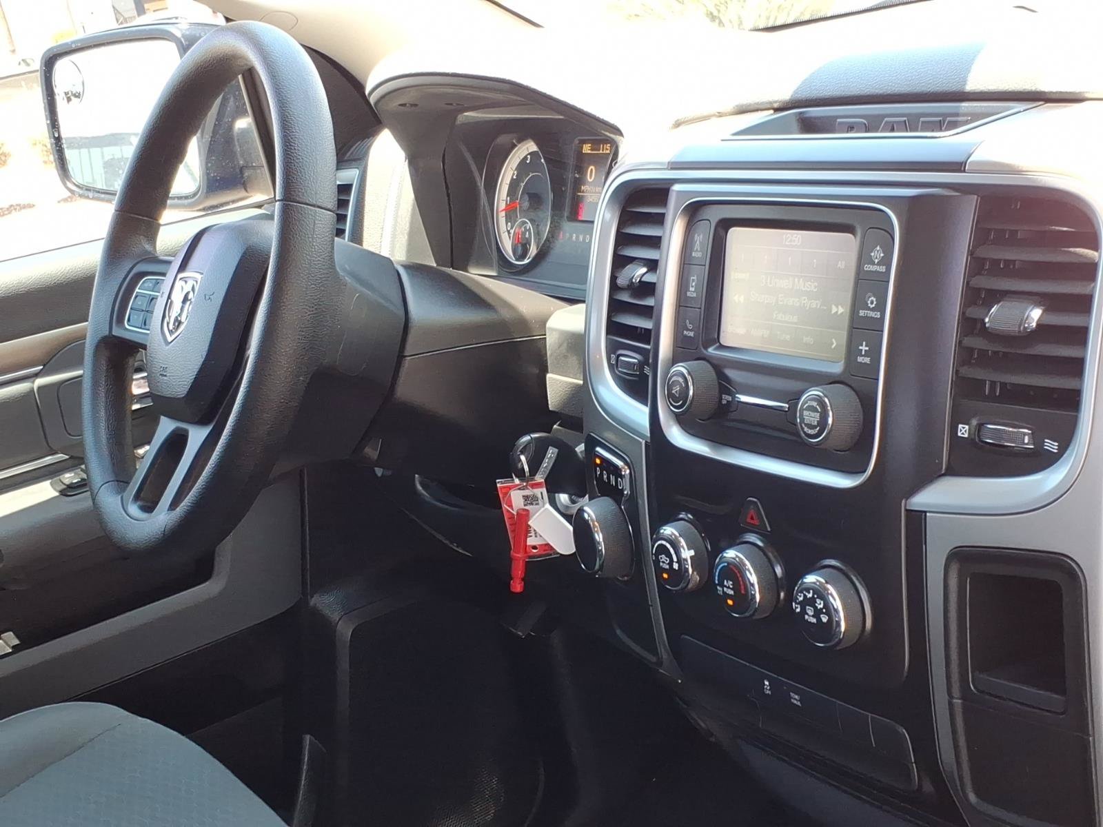 Used 2016 RAM 1500 Classic SLT RWD image 14
