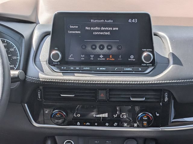 Used 2023 Nissan Rogue SL AWD/4WD image 21