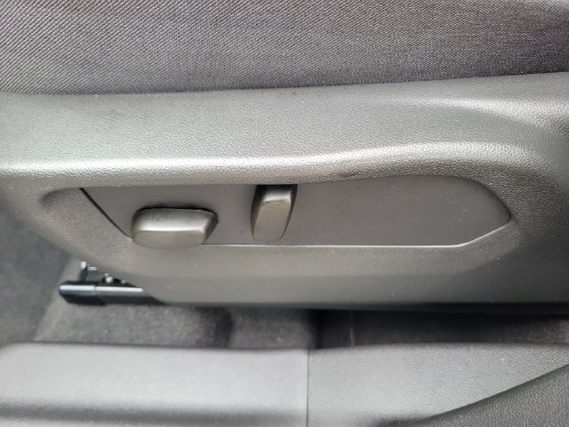 Used 2023 Buick Envision Essence w/ Sport Touring Package AWD/4WD image 23