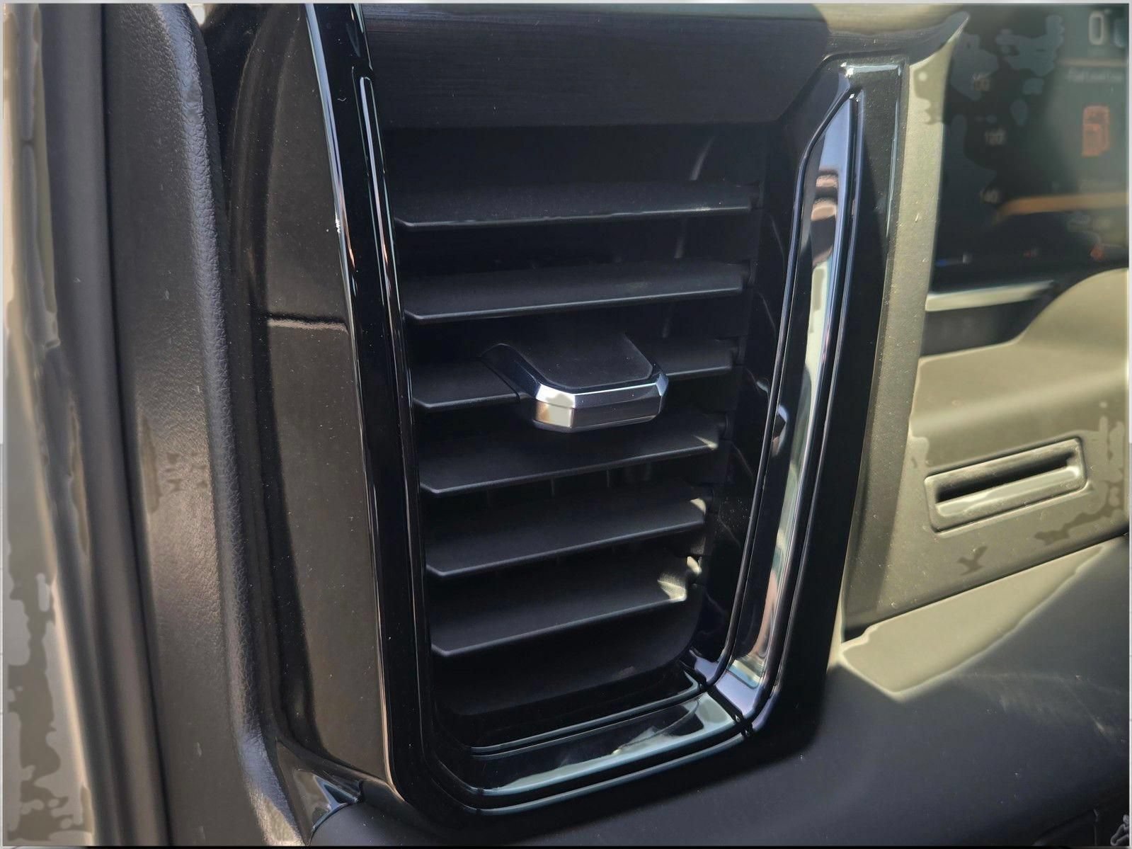 New 2026 GMC Sierra 2500 AT4 w/ Max Trailering Package AWD/4WD image 8