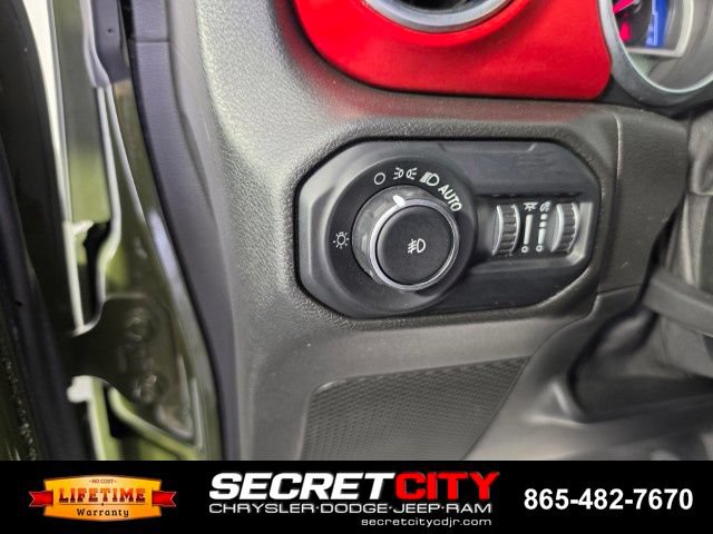 Used 2020 Jeep Wrangler Unlimited Rubicon AWD/4WD image 14
