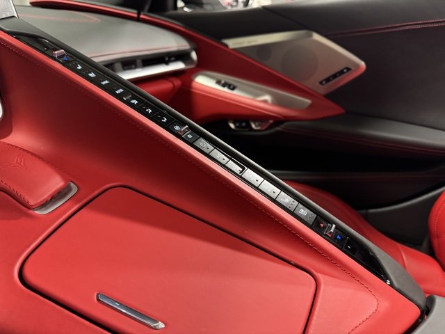 Used 2023 Chevrolet Corvette Stingray w/ Z51 Performance Package image 29