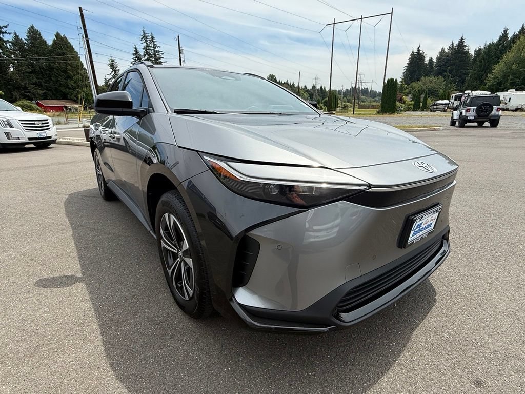 Used 2024 Toyota bZ4X AWD w/ Weather Package image 7