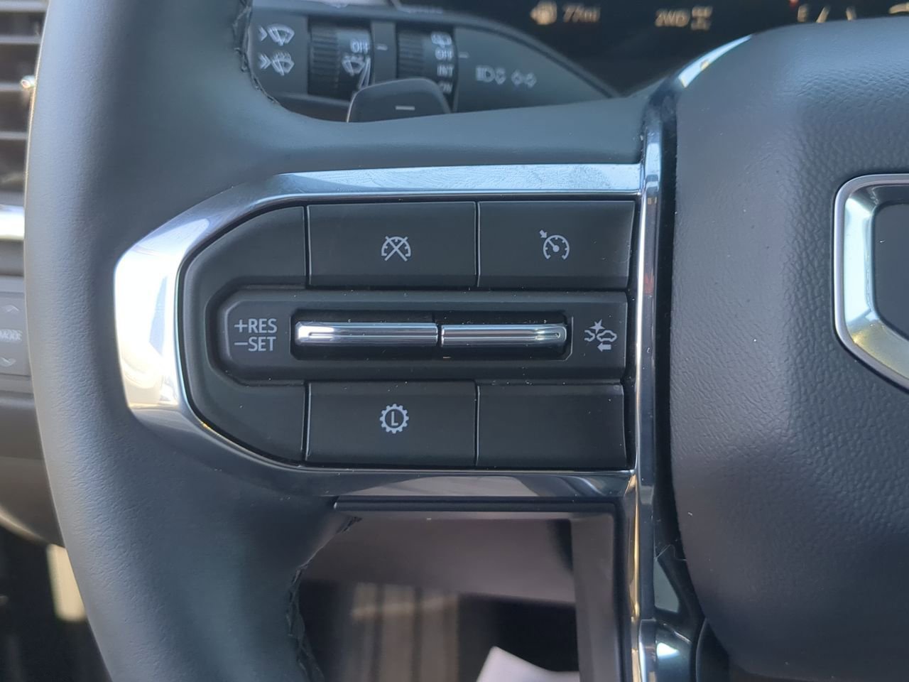 Used 2026 GMC Acadia Elevation w/ Black Edition AWD/4WD image 35