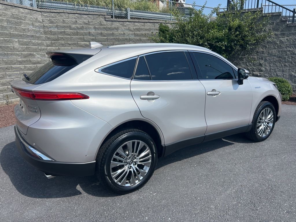 Used 2021 Toyota Venza Limited w/ Advanced Technology Package image 7