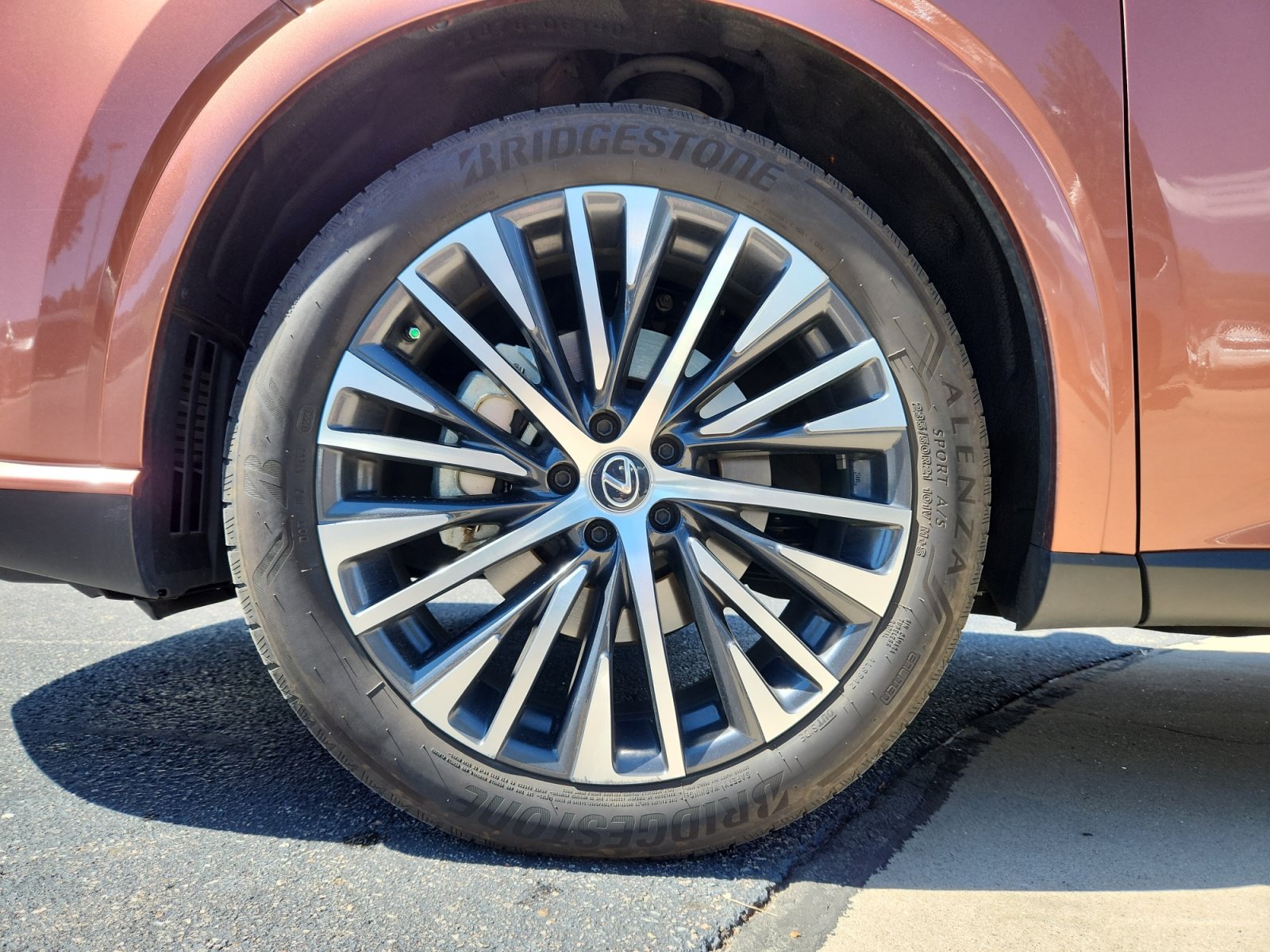 Used 2023 Lexus RX 350 w/ Cold Area Package AWD/4WD image 24