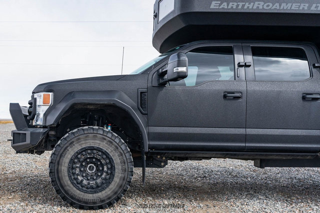 Used 2022 Ford F550 4x4 Crew Cab Super Duty image 4